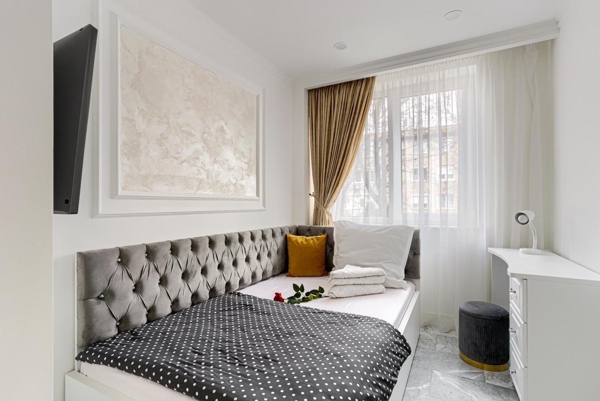 Sika Luxury Apartment Arad Exterior foto